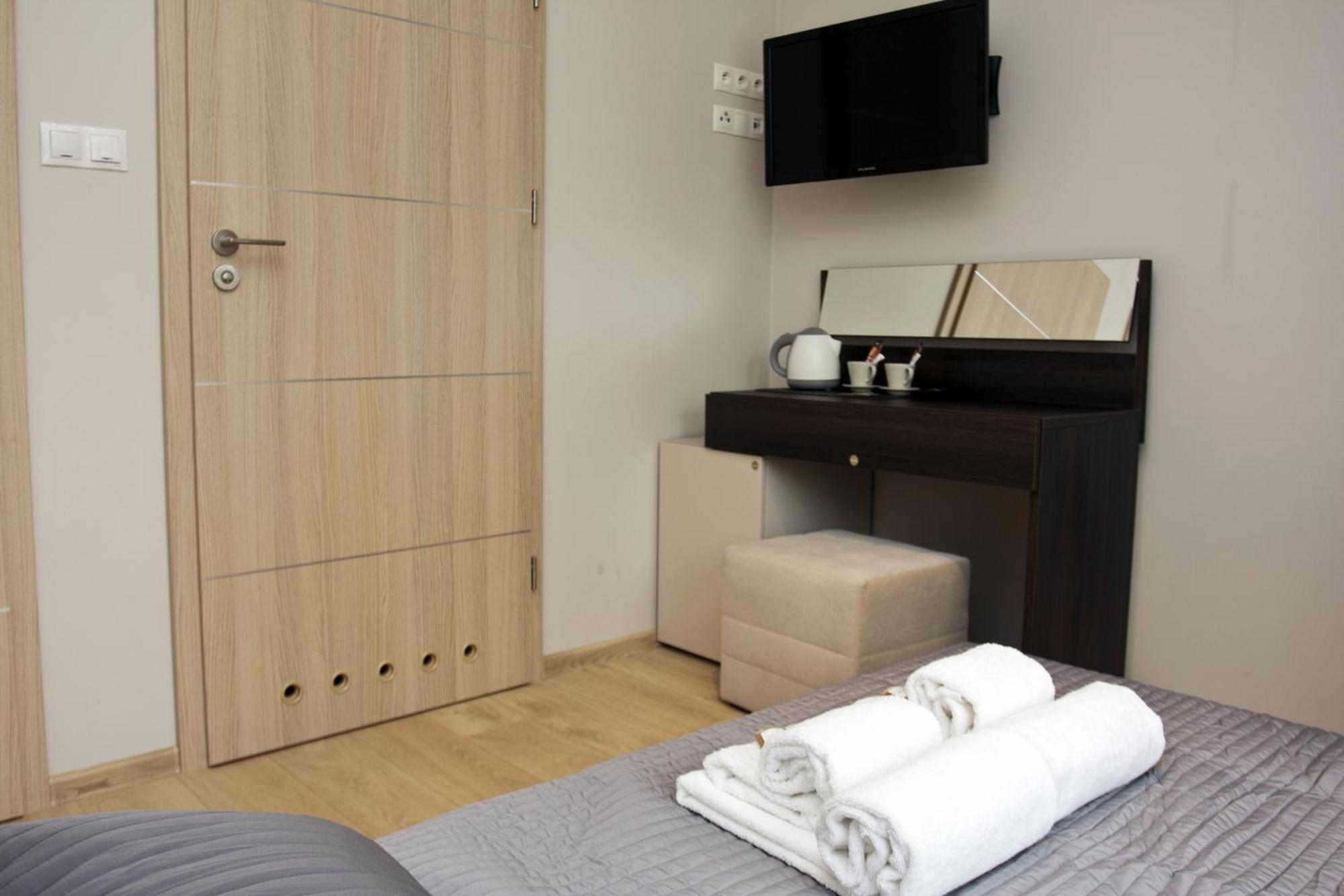 Villa Modlin Airport Nowy Dwor Mazowiecki Phòng bức ảnh